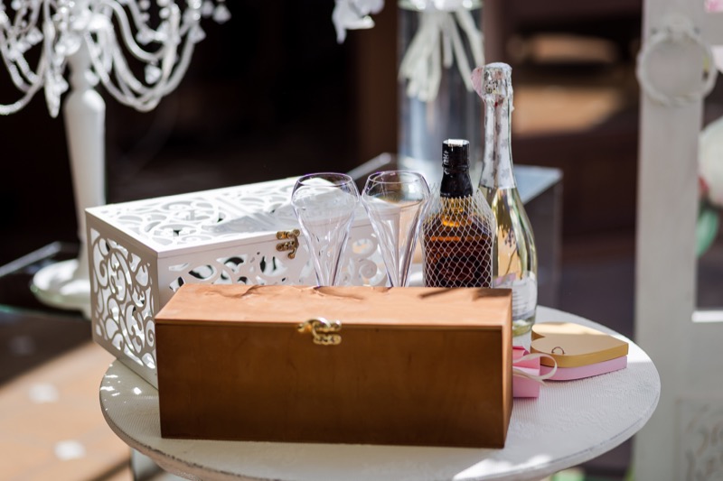 What is a wedding wishing well and what stationery do I need for it?